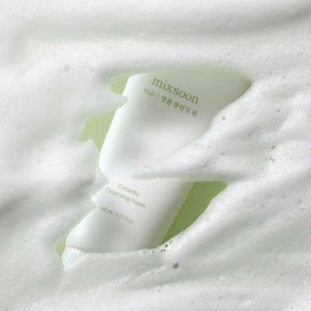 Espuma limpiadora Mixsoon Centella Cleansing Foam textura suave