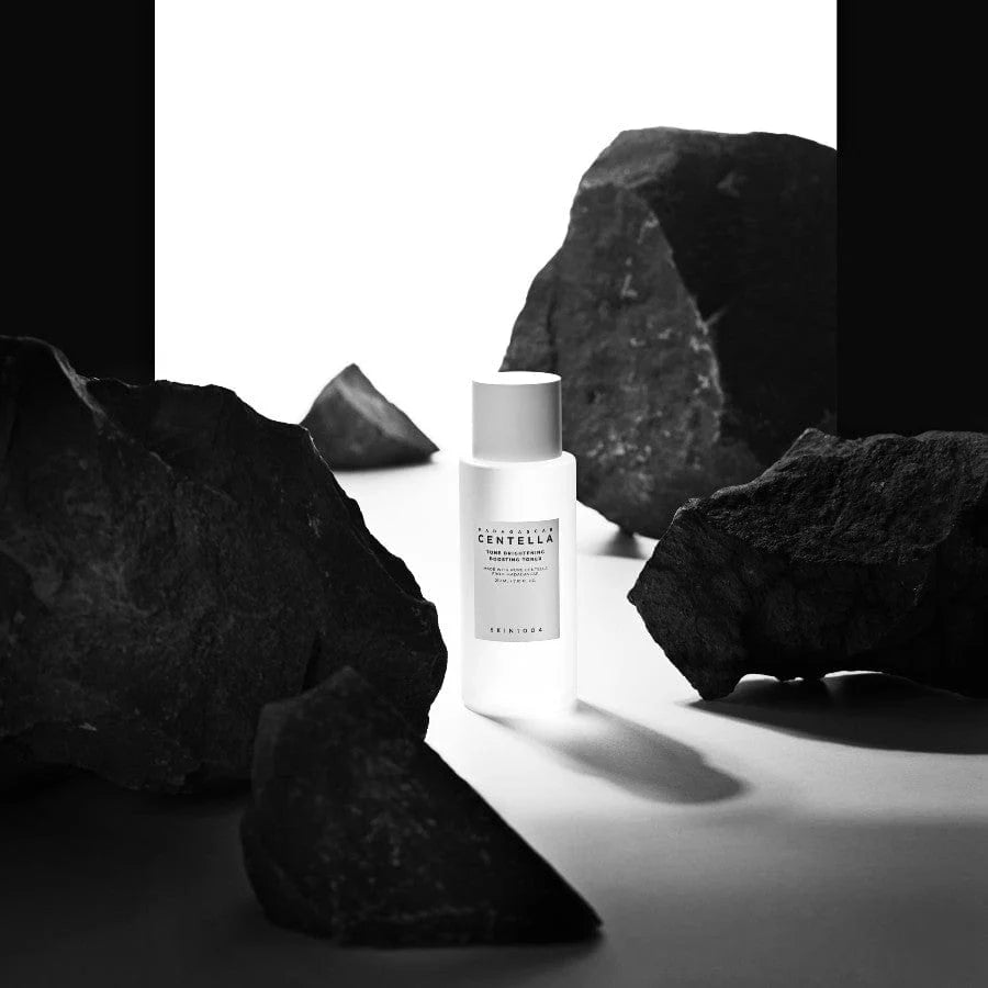 Skin1004 Tone Brightening Toner 210ml tónico iluminador manchas